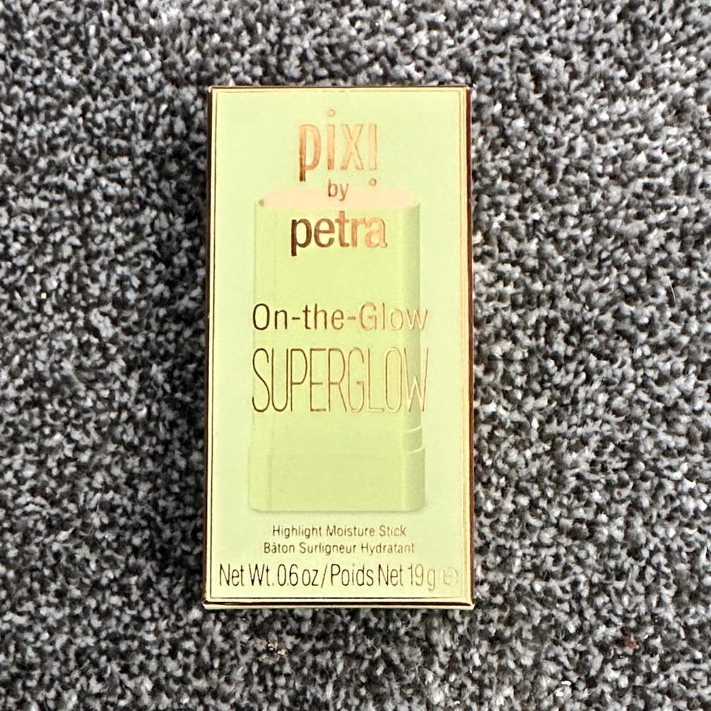 On-the-Glow Superglow Highlight Moisture Stick